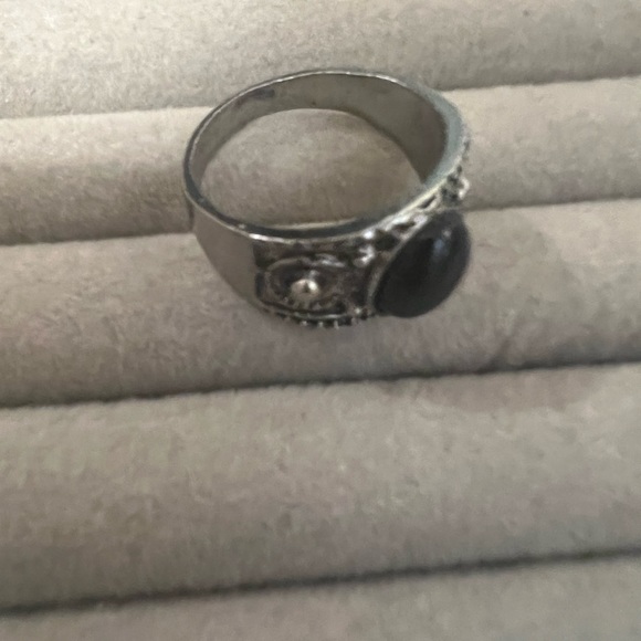 Ring - Picture 4 of 4